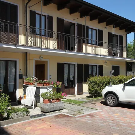 Petalo Bianco 100m From - Happy Apartman Baveno