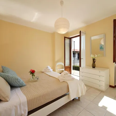 Apartment Petalo Bianco 100m From - Happy Baveno