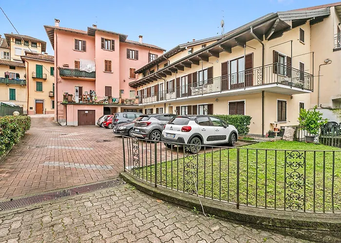 Petalo Bianco 100m From - Happy Baveno